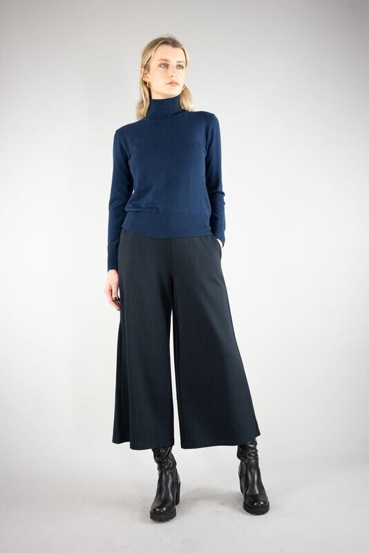 Cropped Wide Legs Trousers