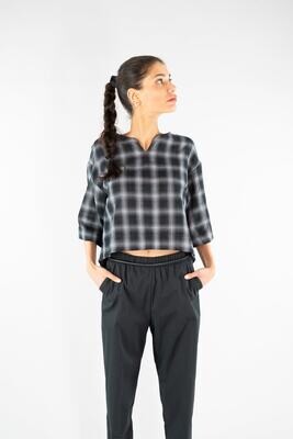 SHORT TOP