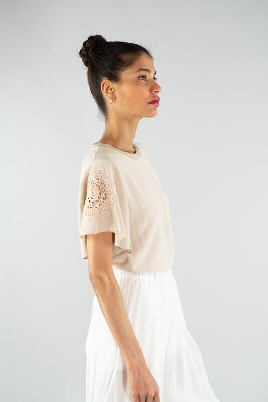 DOILY T-SHIRT