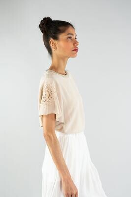 DOILY T-SHIRT