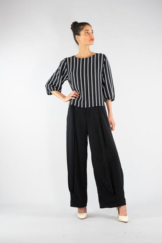 BLACK W ACTION TROUSER