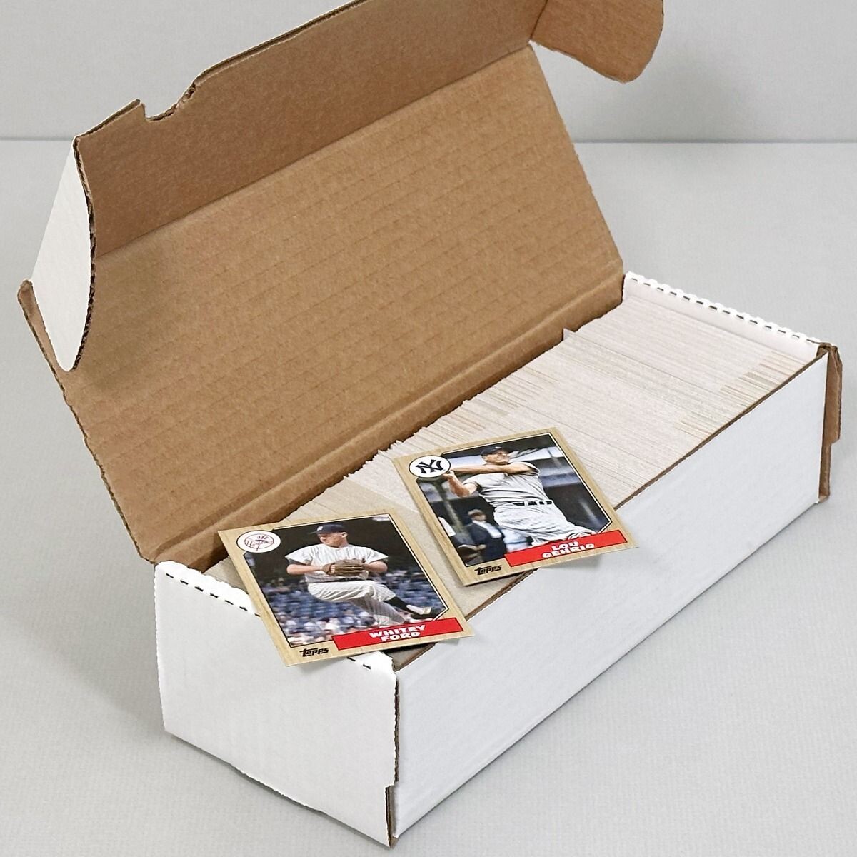 BCW - 550 Count Storage Box (x10) - (preorder only)