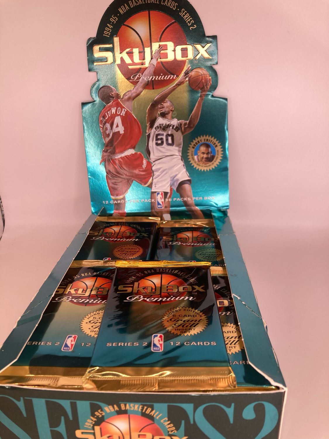 1994/95 Skybox Premium Series 2 Basketball Hobby Pack