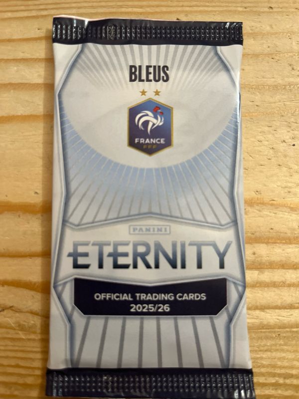 2025/26 Panini Eternity Bleus Premium Pack