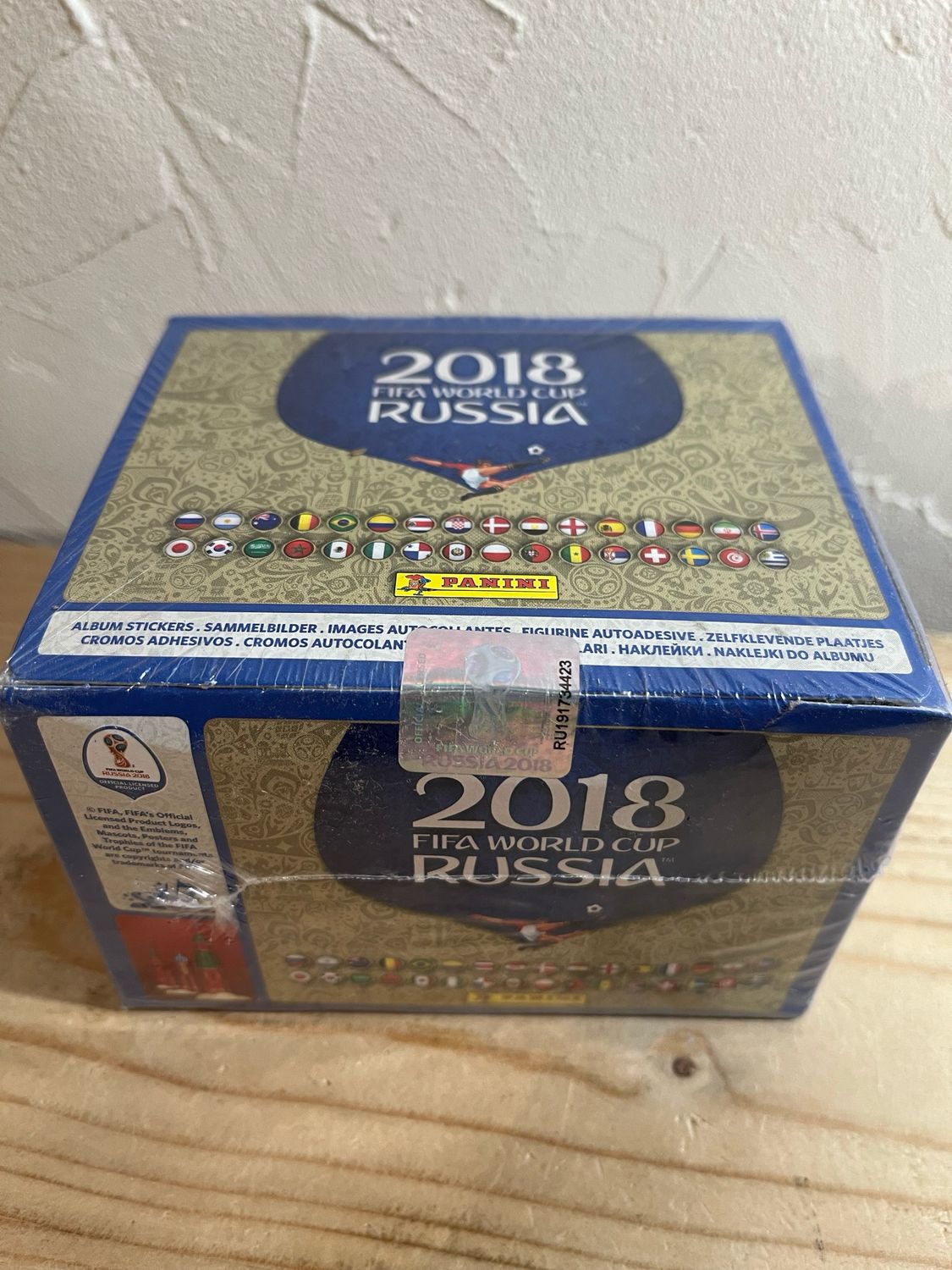 2018 Panini Russia FIFA World Cup Soccer 100 Stickers Pack Box