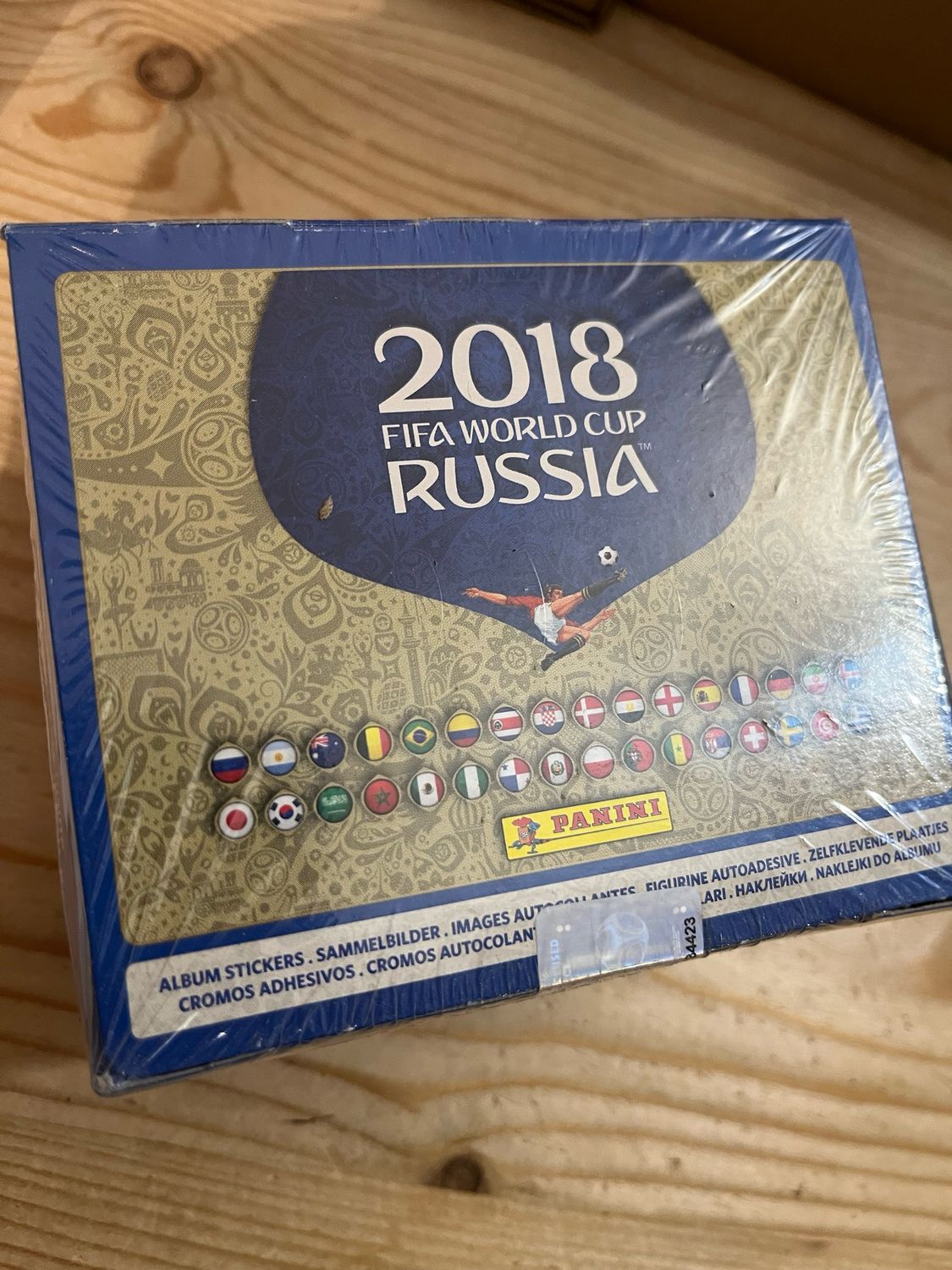 2018 Panini Russia FIFA World Cup Soccer 100 Stickers Pack Box