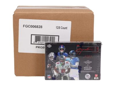 2025 Topps Signature Class Football Hobby 12-Box Case