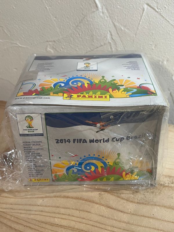 2014 Panini Brazil FIFA World Cup Soccer 100 Stickers Pack Box