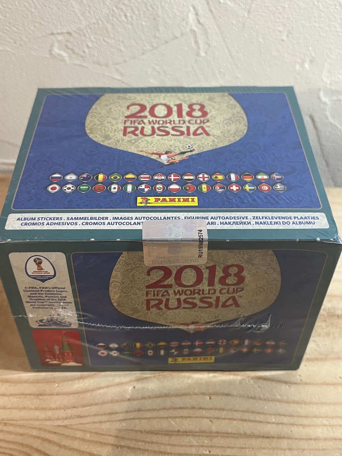 2018 Panini Russia FIFA World Cup Soccer 100 Stickers Pack Box