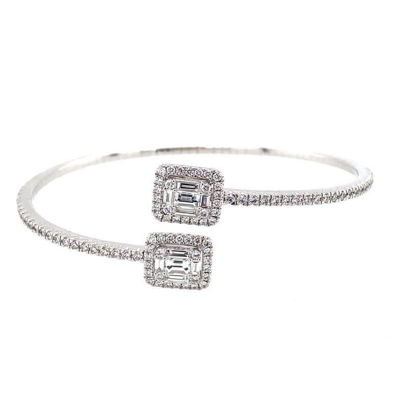 Saria &amp; Co&#39;s signature emerald bracelet
