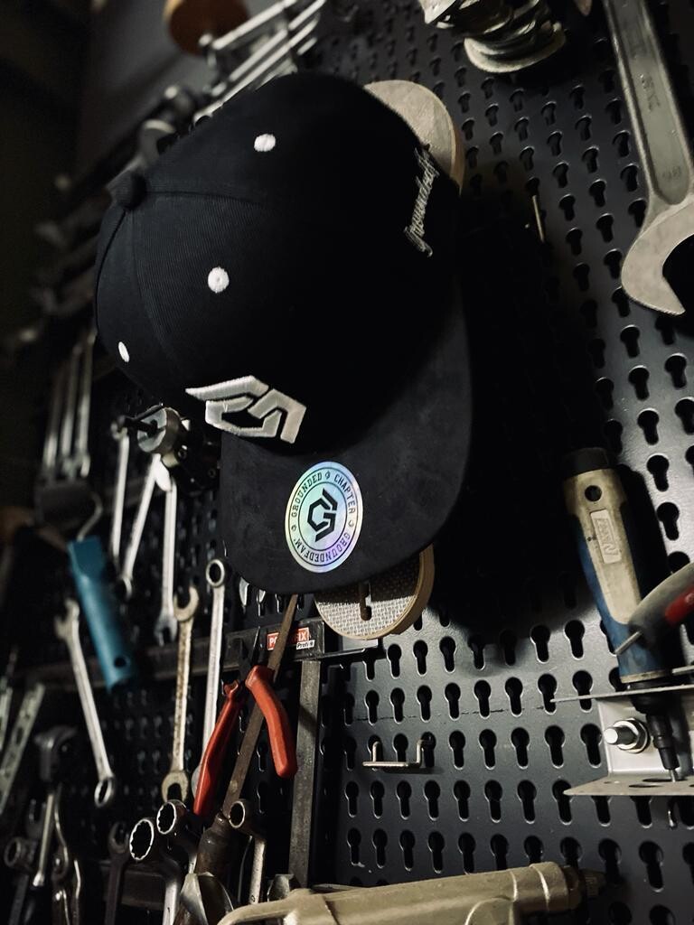 BLACK&WHITE -  ALCANTARA Premium 6 Panel Snapback