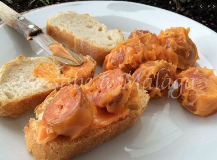 CHORIZO FRITO EN MANTECA 0,5 kg. "Disfruta del auténtico sabor de la serranía de Ronda con nuestro Chorizo Frito en Manteca"
