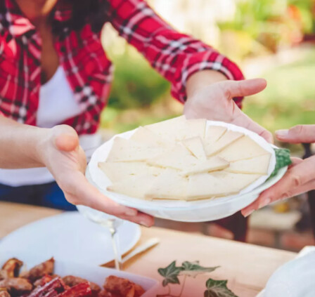 QUESO «LA ABUELA PAZ» SEMICURADO, Con leche pasteurizadaIntenso sabor y textura. Finalista en el Salón Gourmets 2019.