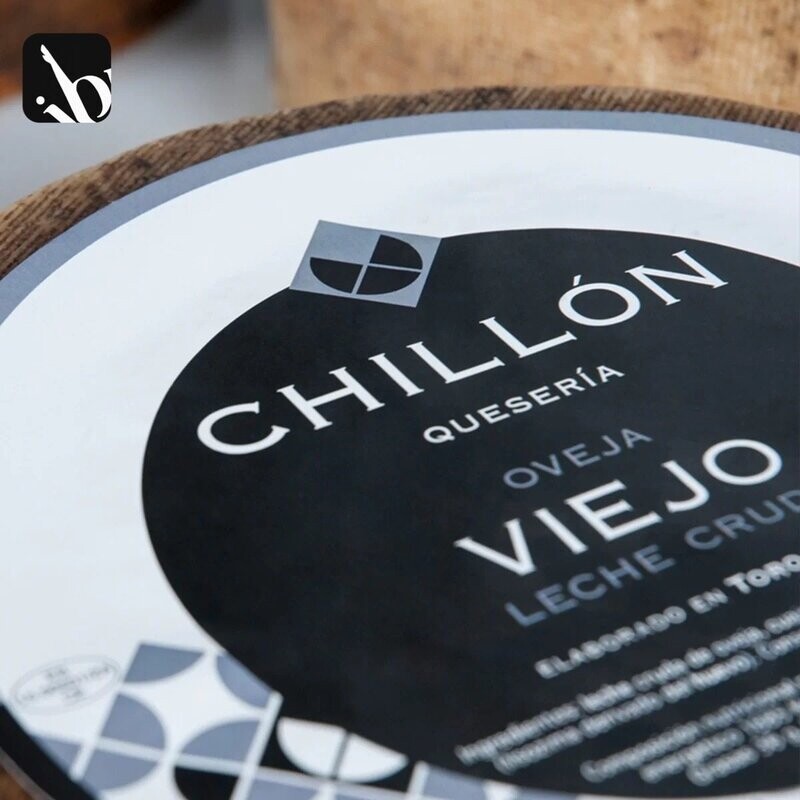QUESO ARTESANAL VIEJO DE OVEJA "CHILLON" Tiene un sabor persistente sin ser agresivo en el paladar. Ideal para regalo.