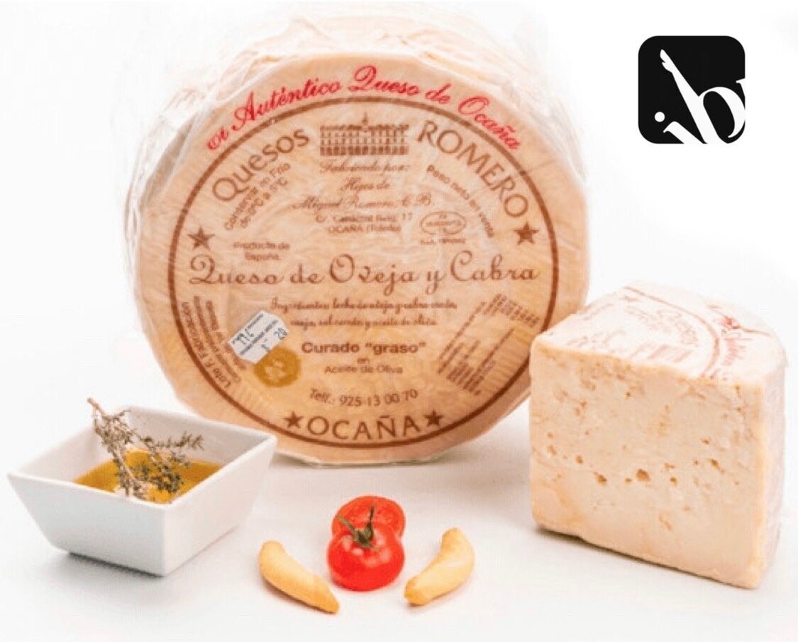 QUESO ROMERO (OCAÑA) Madurado en aceite de oliva. Es un queso de sabor fuerte pero no es duro al tacto.