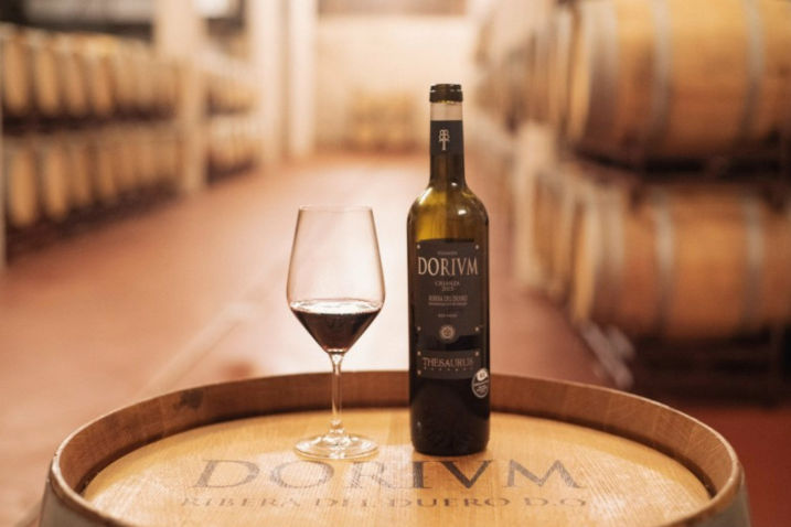 Dorium Crianza 2016: Descubre el Placer de un Vino Tinto Crianza de Calidad. 0,75 L
