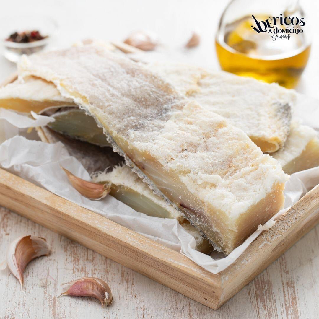 Lomo extra de bacalao Faroe, Calidad, textura y sabor. Su forma es rectangular y sin espinas, perfecta para cocinar al horno o en salsa.