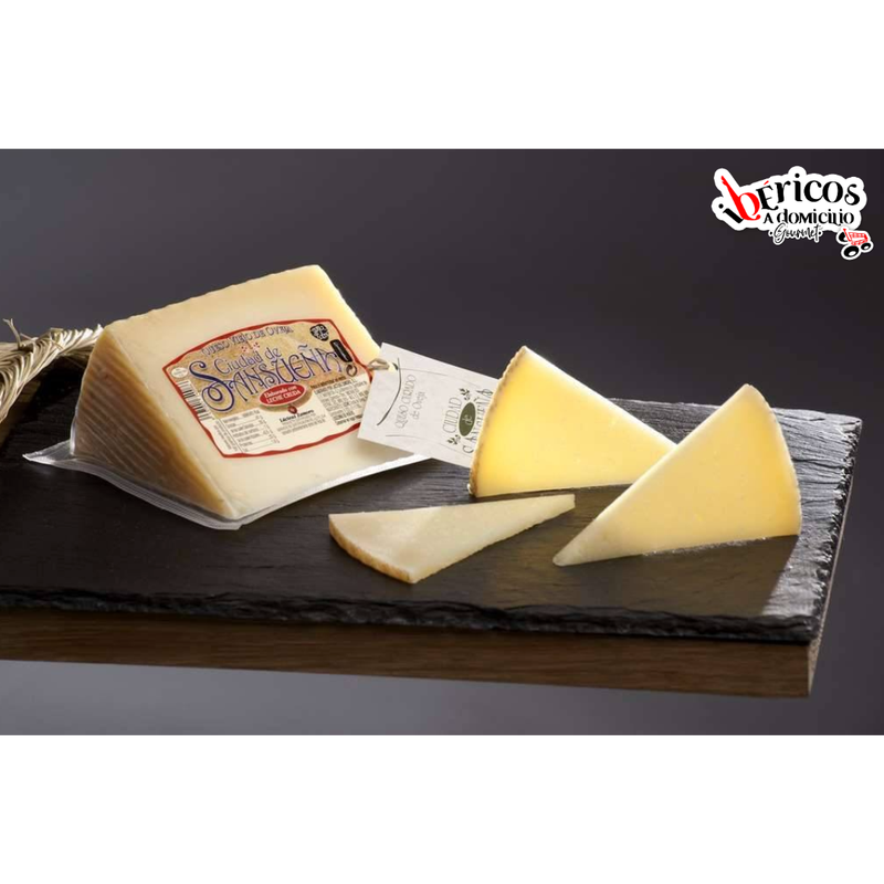Queso Viejo de Oveja "Ciudad de Sansueña" - Elaborado con Leche Cruda de Zamora (Cuña 0,300 Kg Aprx)