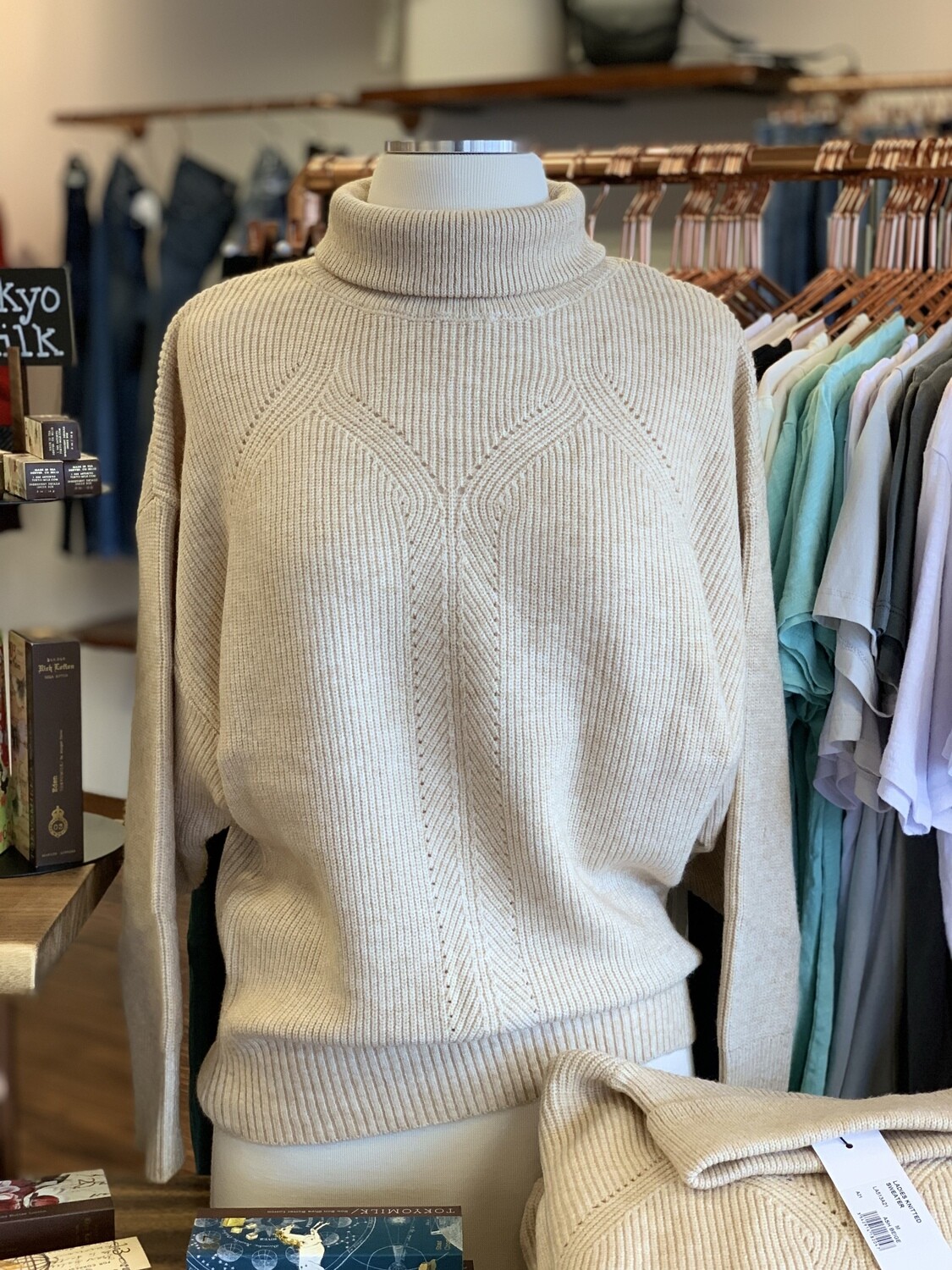 Knitted Beige