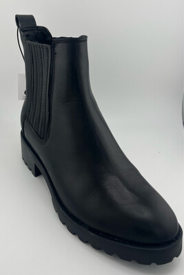 Fraya Black