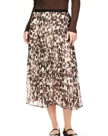 Pleated Spot