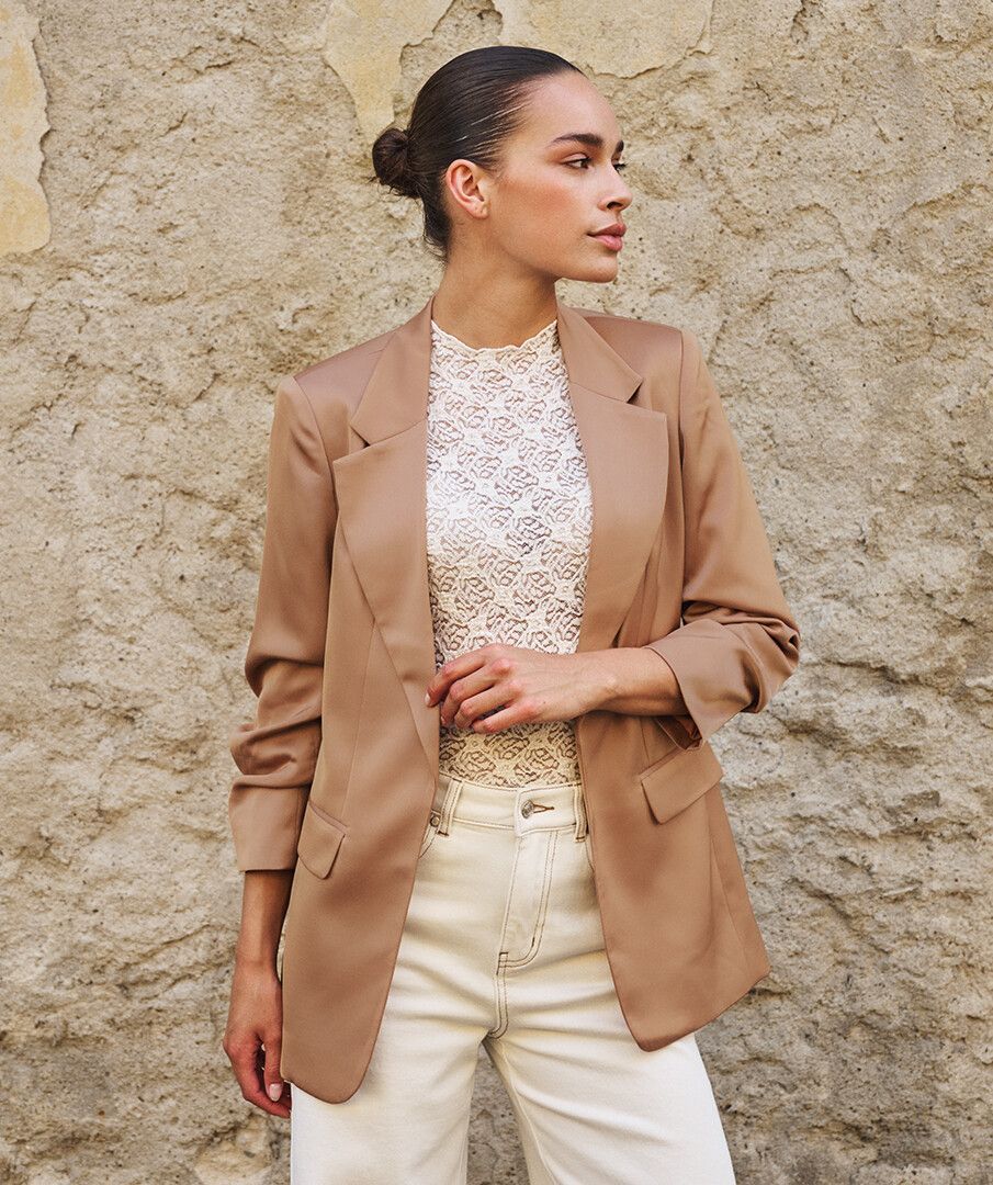 Cappuccino Blazer