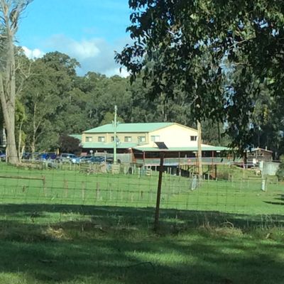 ACCOMMODIATION (NO, I HAVE NOT PAID ANY DEPOSIT)