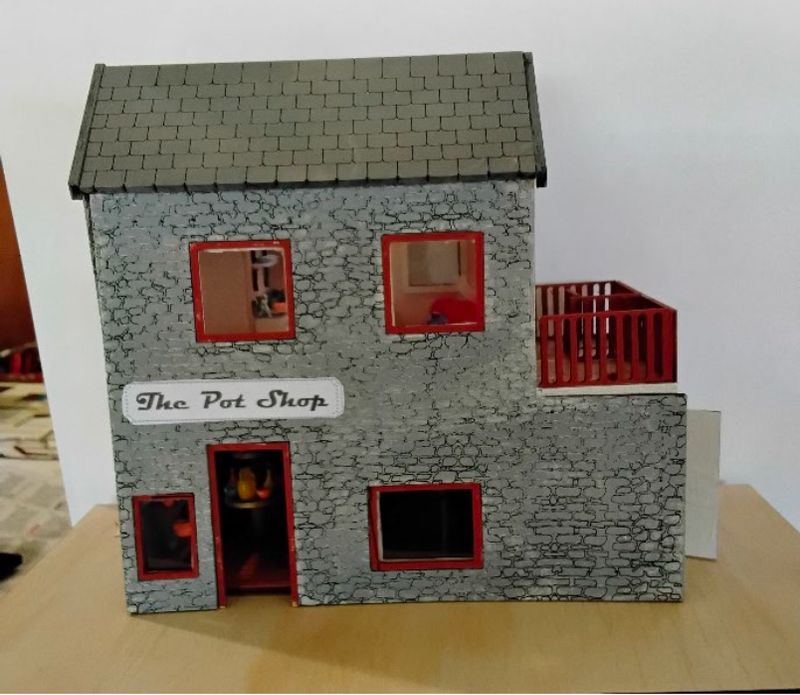 No, I am not coming to the weekend away and want to order a 1:48 Pottery Studio  Kit only