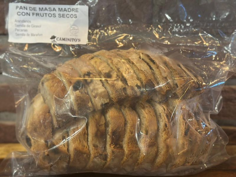 PAN DE MASA MADRE FRUTOS SECOS