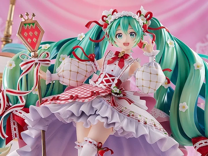 Hatsune Miku: 15th Anniversary Ver. 1:7 Scale 