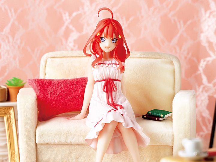 The Quintessential Quintuplets Itsuki Nakano (Loungewear Ver.) Noodle Stopper Figure