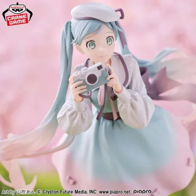 Vocaloid Holiday Memories Hatsune Miku (Camera)