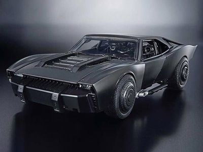 The Batman (2022) Batmobile 1/35 Scale Model Kit