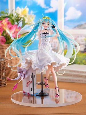 Vocaloid Hatsune Miku GT Project Racing Miku (2021 Vacation Style Ver.) 1/7 Scale Figure