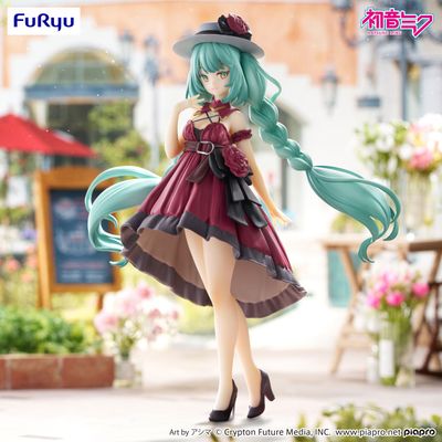 Vocaloid Trio-Try-iT Hatsune Miku (Outing Dress Red Color Ver.) Figure