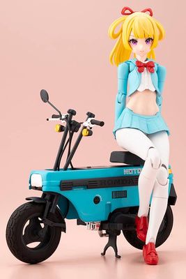 Megami Device Buster Doll Knight: Alice w/ Honda AB12 Motocompo