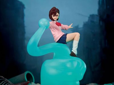 Dandadan FigLife! Momo Figure