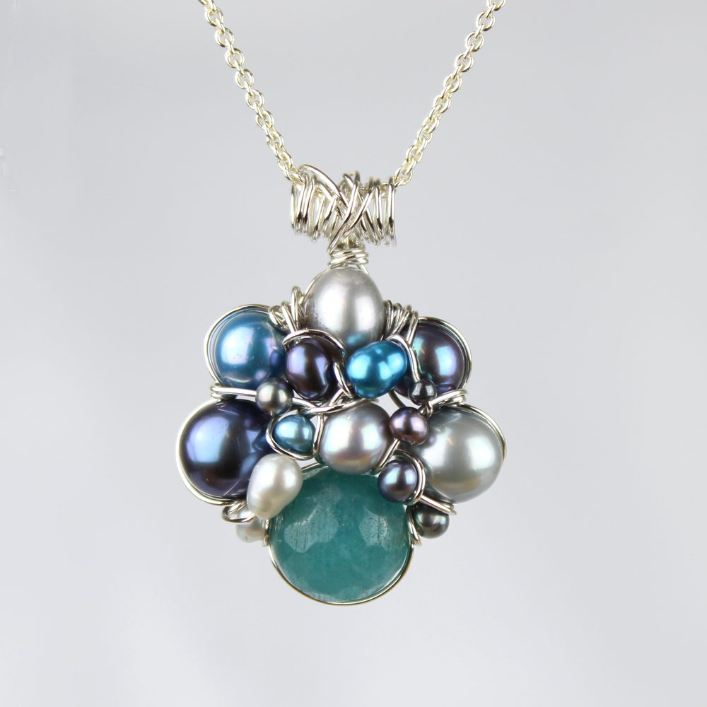 Kulturperler, blå kvarts og sterlingsølv.