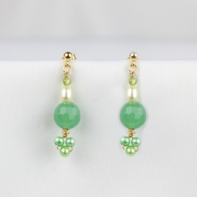 Forgyldt sølv, aventurin, peridot og sterlingsølv.