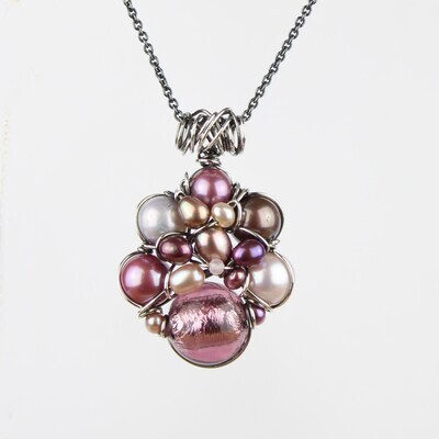 Kulturperler, muranoglas og sterlingsølv.