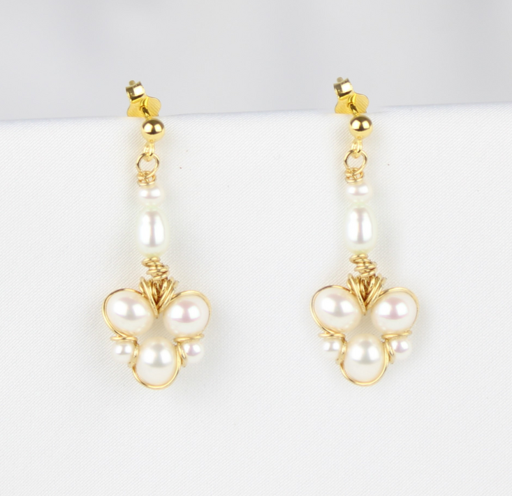 Ørehængere i 8 karat guld