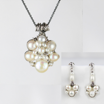 Halskæde og ørepynt, oxideret med hvide perler