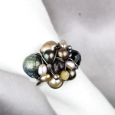 Kulturperler, onyx, røgkvarst, hæmatit, gul calcit, muranoglas 