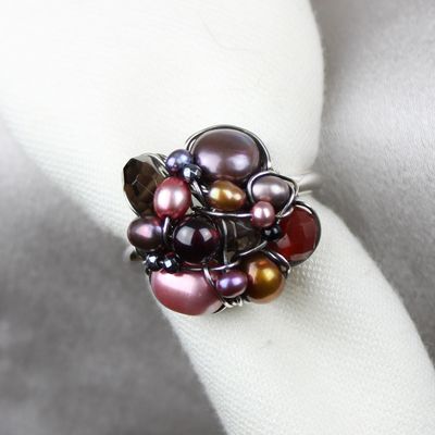 Kulturperler, karneol, granat og sterlingsølv.