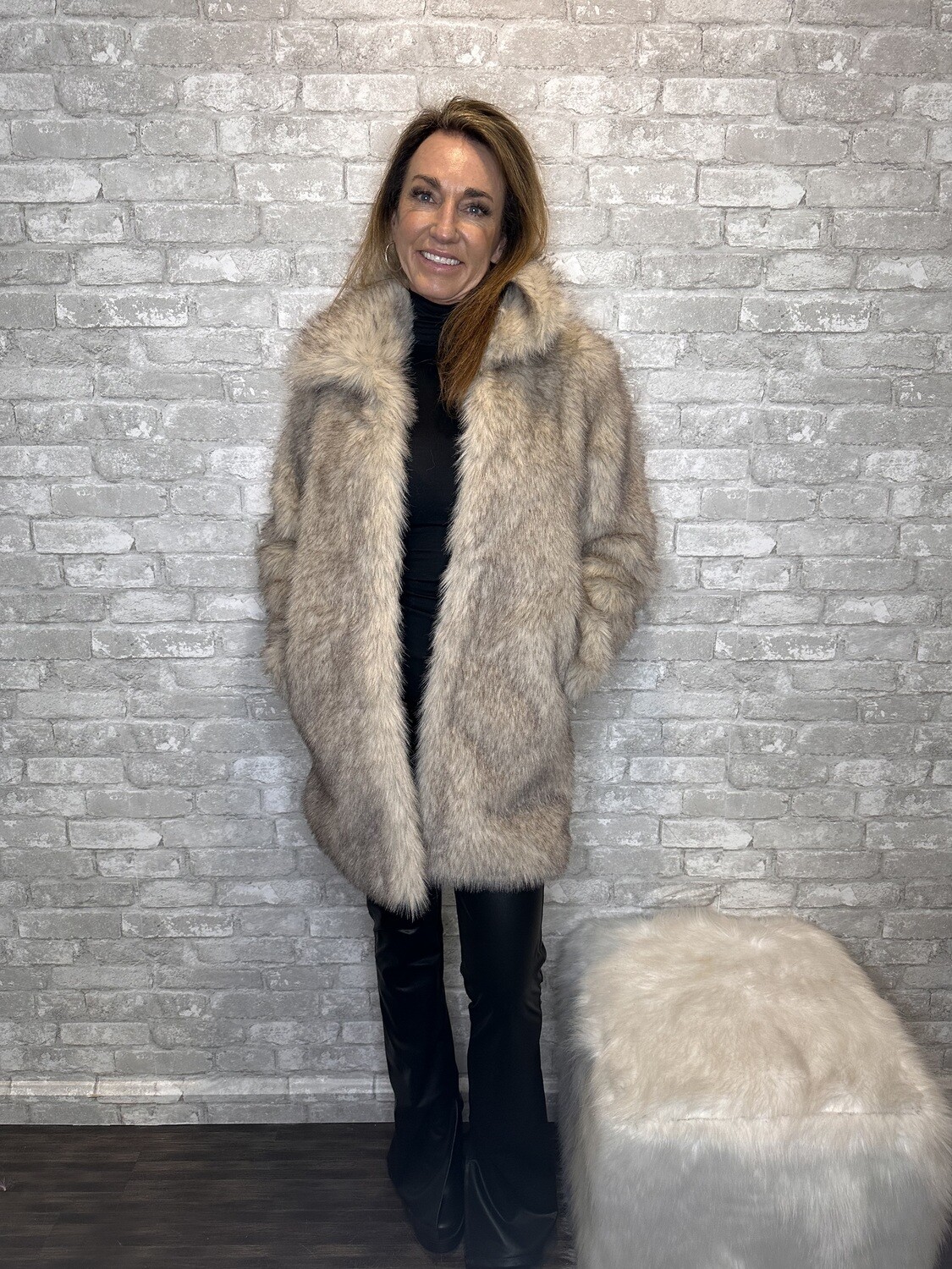 LT TAUPE FAUX FUR SHAG COAT