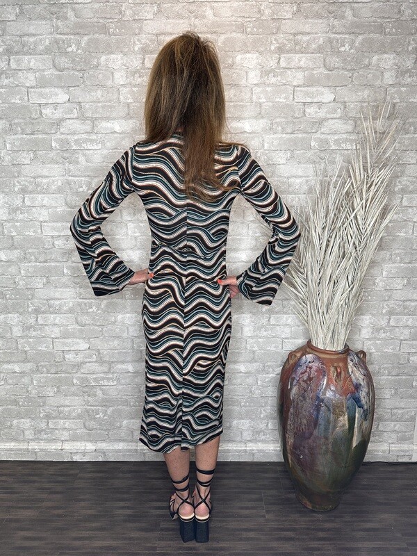VM BELL SLEEVE KEYHOLE SWIRL PRINT MIDI