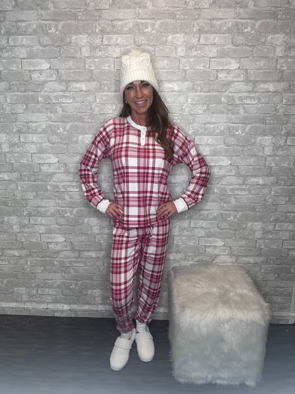 PJS RED PLAID COXY VELOUR L/S
