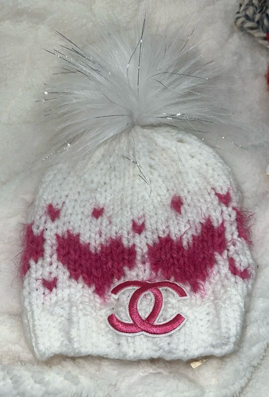 DD HANDMADE LV BABY HATS