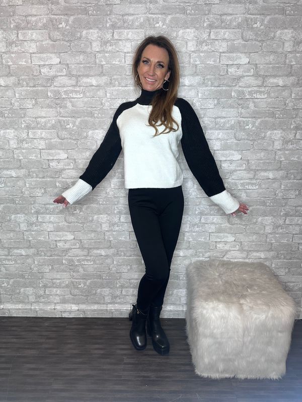 SANCTUARY BLK/CREAM MOCK NECK SWEATER