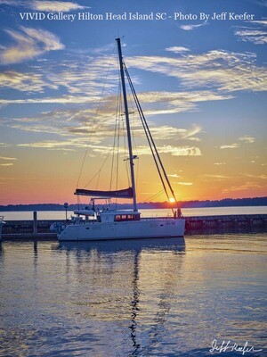 Sailboat with a Classic Sunset.